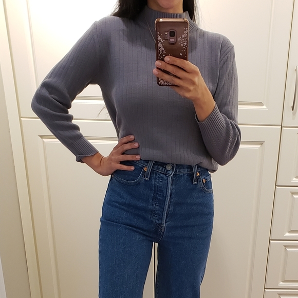 Vintage Mock-neck Ribbed Sweater - Picture 2 of 5